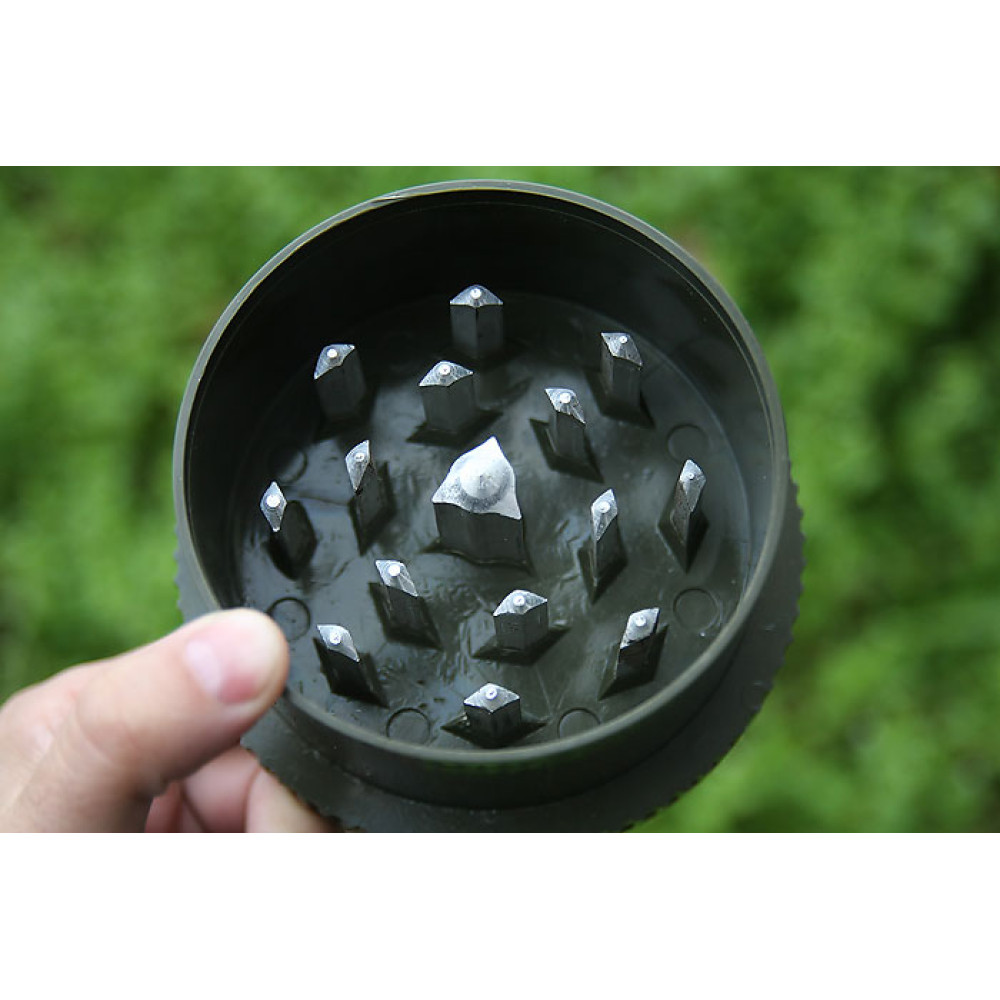 BAIT CRUSHER CU DINTI METALICI 